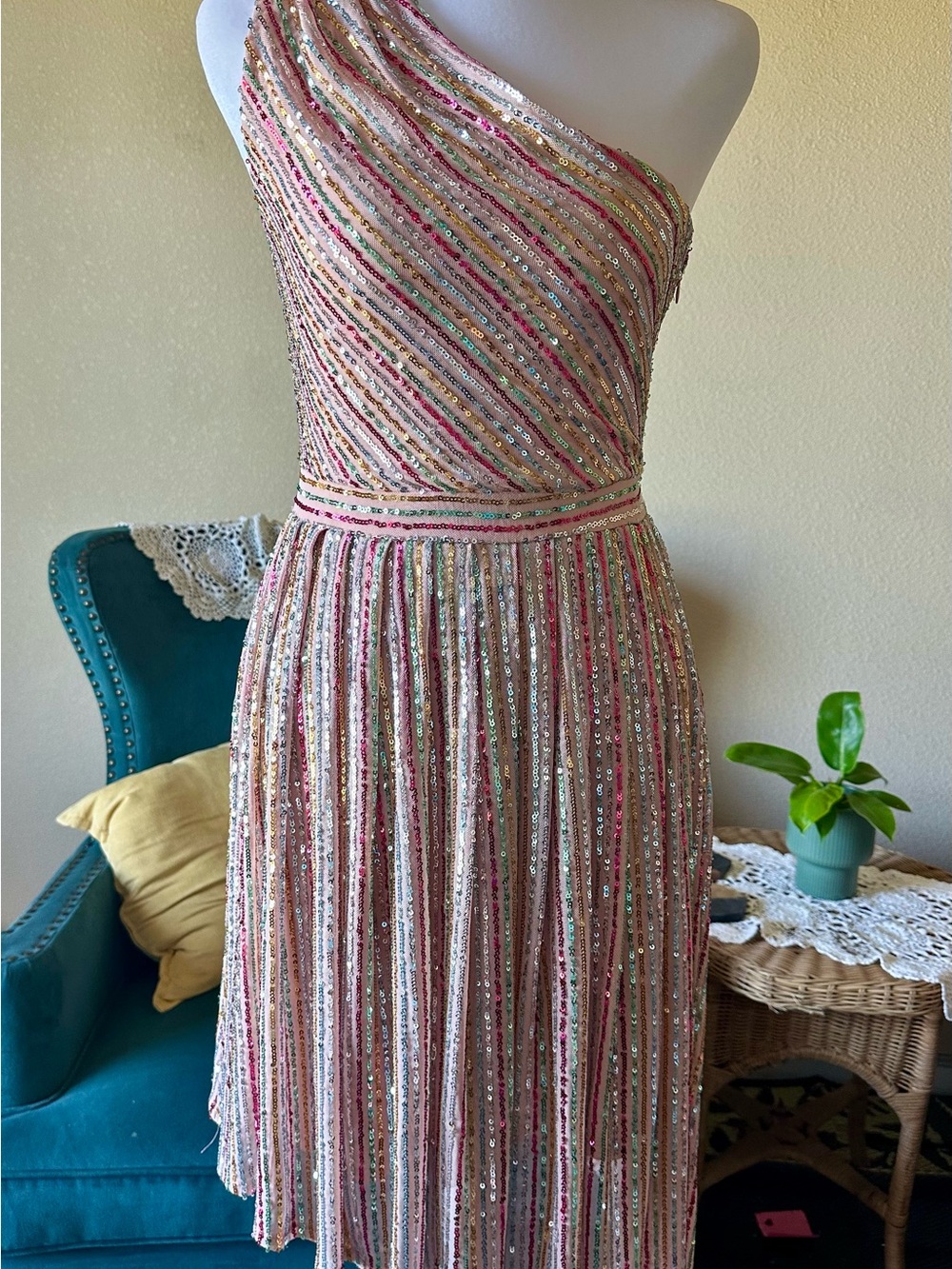 Laundry by Shelli Segal One Shoulder Sequin Cocktail Dress Size 2